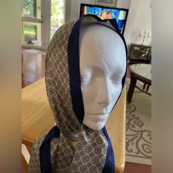 Esprit Scarf Long rectangular Head Wrap navy blue yellow white champagne silver - Picture 9 of 9